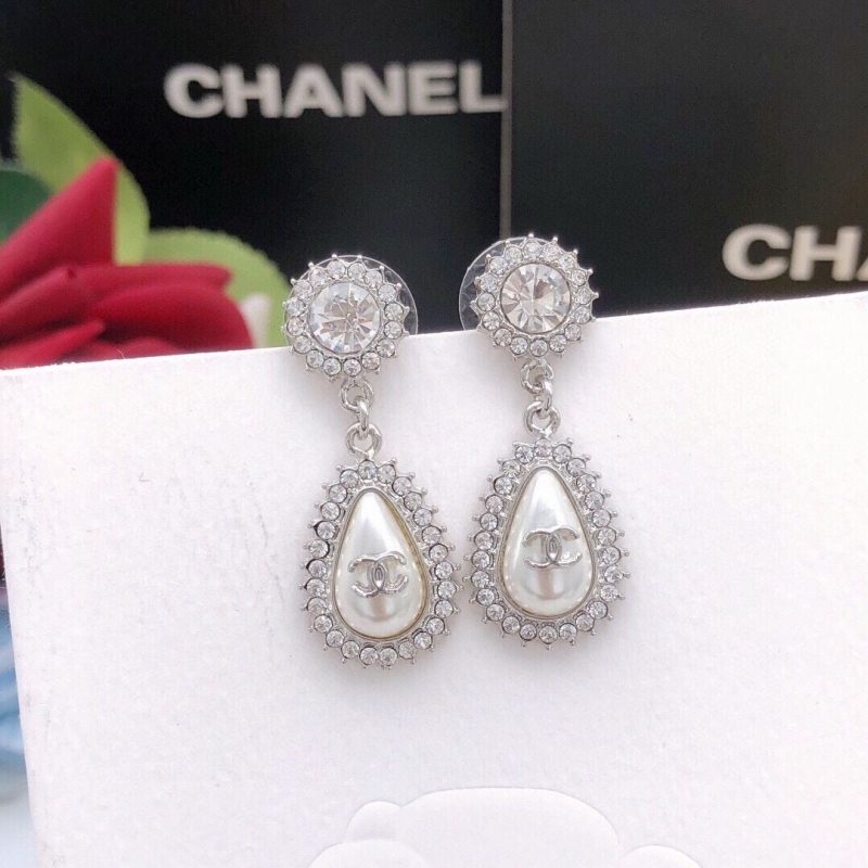 Ch**el earrings